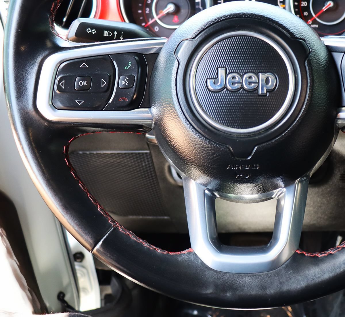 Used 2021 Jeep Gladiator Rubicon AWD/4WD image 59