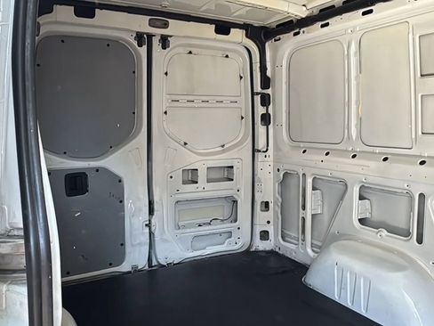 Used 2021 Mercedes-Benz Sprinter 2500 w/ Premium Package image 20