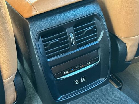 Used 2023 BMW i4 eDrive35 w/ Premium Package RWD image 13