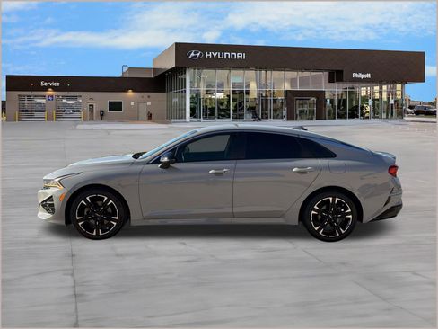 Used 2022 Kia K5 GT-Line image 2