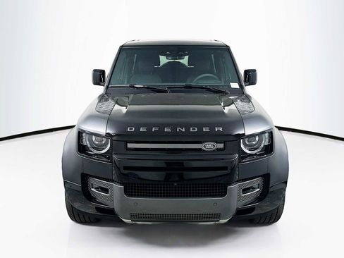 Used 2024 Land Rover Defender 90 Carpathian Edition image 6