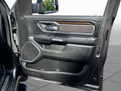Used 2022 RAM 1500 Laramie AWD/4WD image 21