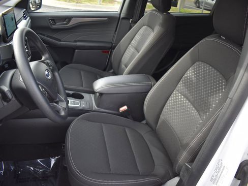 Used 2025 Ford Escape Active image 24