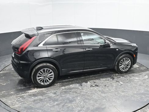 Used 2024 Cadillac XT4 Premium Luxury image 38