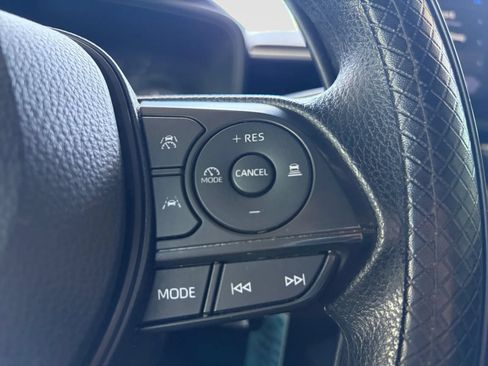 Used 2024 Toyota Corolla LE FWD image 29