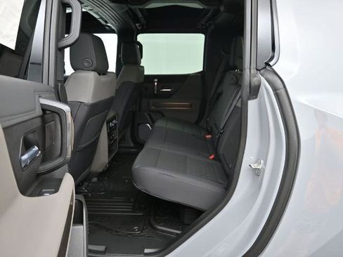 New 2025 GMC Hummer EV 3X image 23