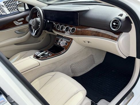 Used 2020 Mercedes-Benz E 350 4MATIC Sedan image 18