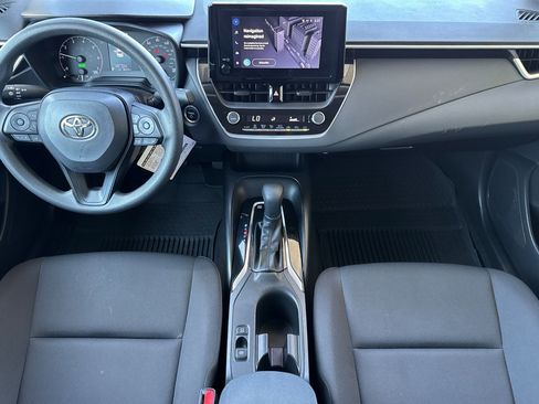 Used 2024 Toyota Corolla LE w/ LE Convenience Package FWD image 16