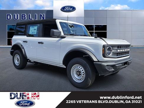 New 2025 Ford Bronco Base image 1