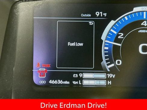 Used 2024 Toyota Sequoia Platinum AWD/4WD image 33
