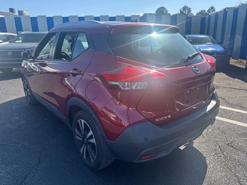 Used 2020 Nissan Kicks SV FWD image 8