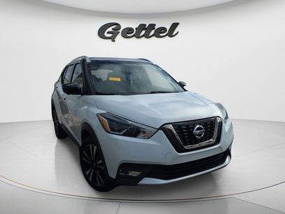 Used 2019 Nissan Kicks SR