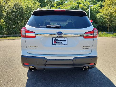 Used 2022 Subaru Ascent Limited w/ Technology Package image 6