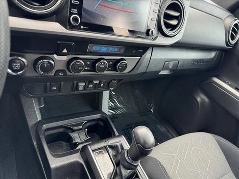 Used 2023 Toyota Tacoma TRD Off-Road image 15