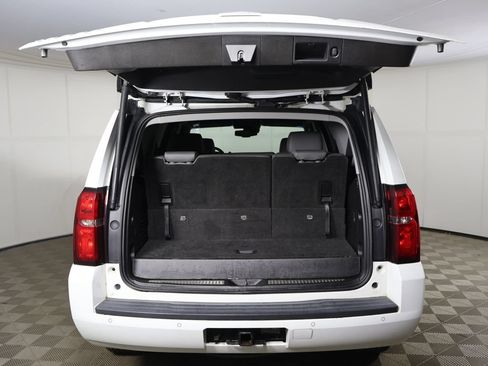 Used 2018 Chevrolet Tahoe LT AWD/4WD image 17