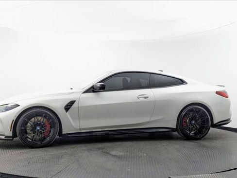 Used 2022 BMW M4 Competition w/ M Carbon Exterior Package RWD image 3