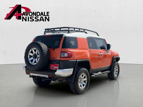 Used 2014 Toyota FJ Cruiser 4WD w/ Convenience Package image 6
