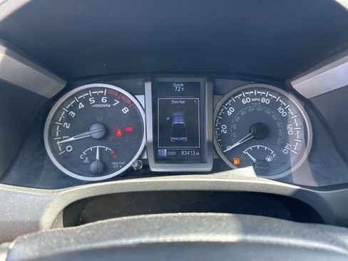 Used 2021 Toyota Tacoma SR5 w/ Trail Edition AWD/4WD image 35