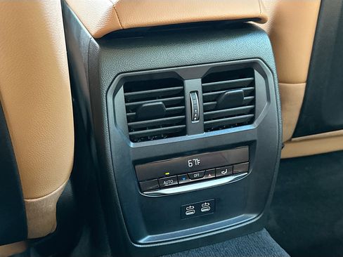 Certified 2025 BMW 330i Sedan w/ M Sport Package image 26