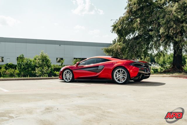 Used 2016 McLaren 570S Coupe RWD image 23