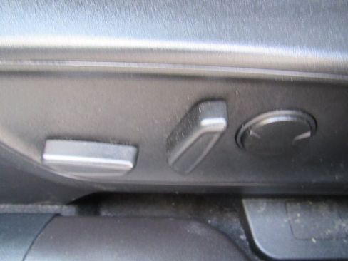 Used 2023 Ford Escape Active w/ Tech Pack #2 AWD/4WD image 10