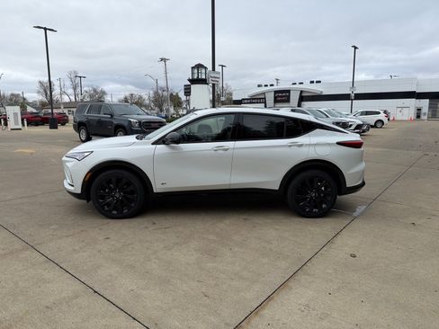 New 2026 Buick Envista Sport Touring image 8