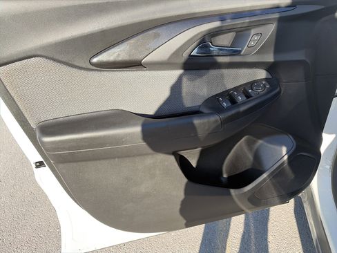 Used 2022 Chevrolet TrailBlazer LT image 15