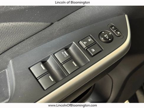 Used 2016 Honda CR-V EX-L image 13