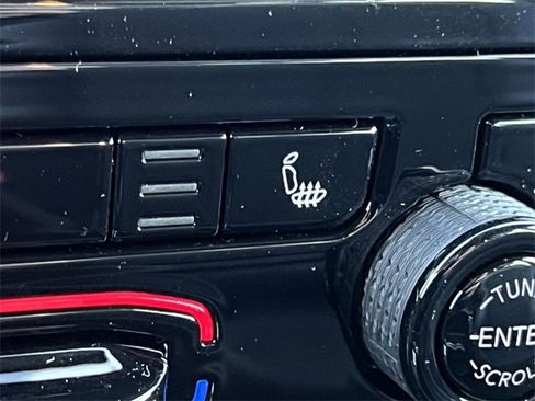 New 2025 Jeep Grand Cherokee Altitude image 25