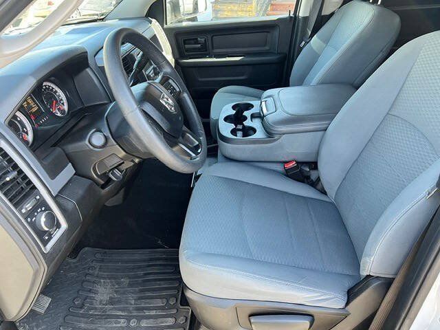 Used 2018 RAM 2500 Tradesman w/ Chrome Appearance Group AWD/4WD image 16