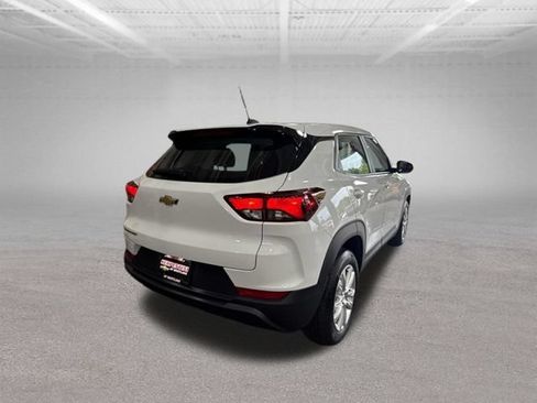 Used 2023 Chevrolet TrailBlazer LS FWD image 24