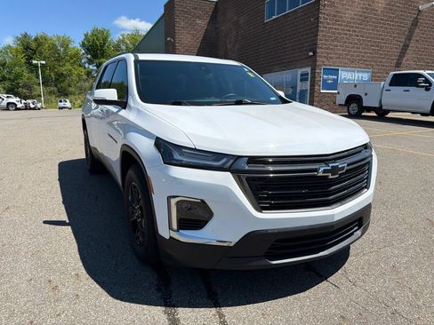 Certified 2024 Chevrolet Traverse LT w/ Midnight/Sport Edition AWD/4WD image 2