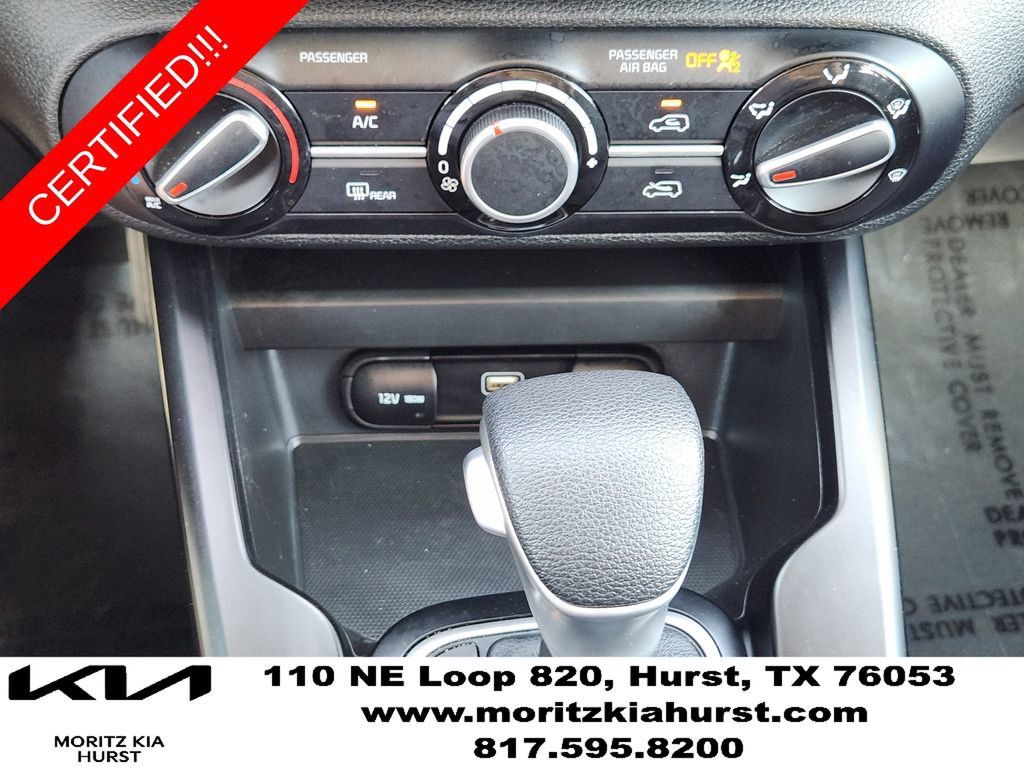 Certified 2025 Kia Soul LX w/ LX Technology Package FWD image 21