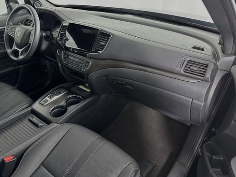 Certified 2023 Honda Passport TrailSport image 29