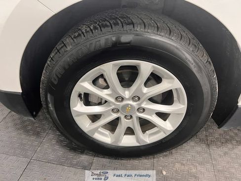Used 2018 Chevrolet Equinox LS FWD image 19