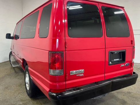 Used 2013 Ford E-350 and Econoline 350 XL w/ PWR Windows & Locks Group image 3