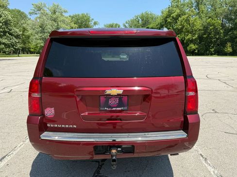 Used 2016 Chevrolet Suburban LTZ RWD image 6