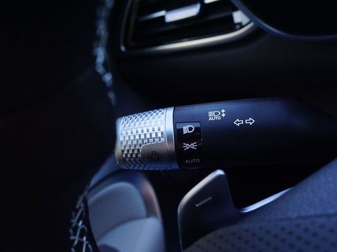 New 2025 Genesis G70 2.5T w/ Sport Prestige Package image 12