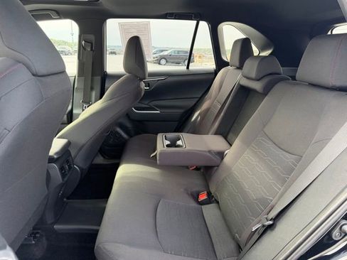 Used 2022 Toyota RAV4 SE w/ Weather & Moonroof Package image 11