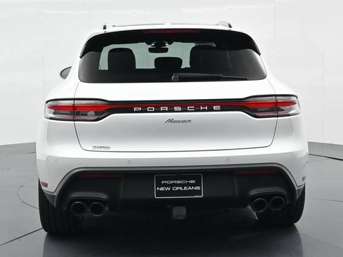 Certified 2025 Porsche Macan AWD/4WD image 6