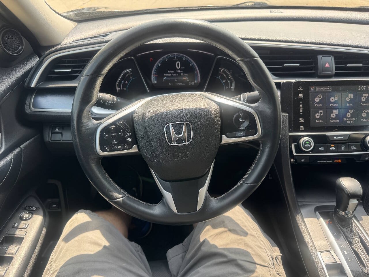 Used 2018 Honda Civic EX-L image 18
