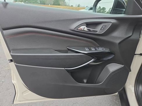 New 2026 Chevrolet Trax RS w/ Driver Confidence Package image 11