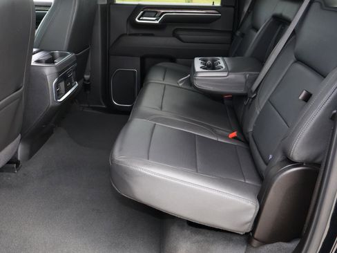 Used 2025 Chevrolet Silverado 3500 LTZ w/ LTZ Texas Edition image 22