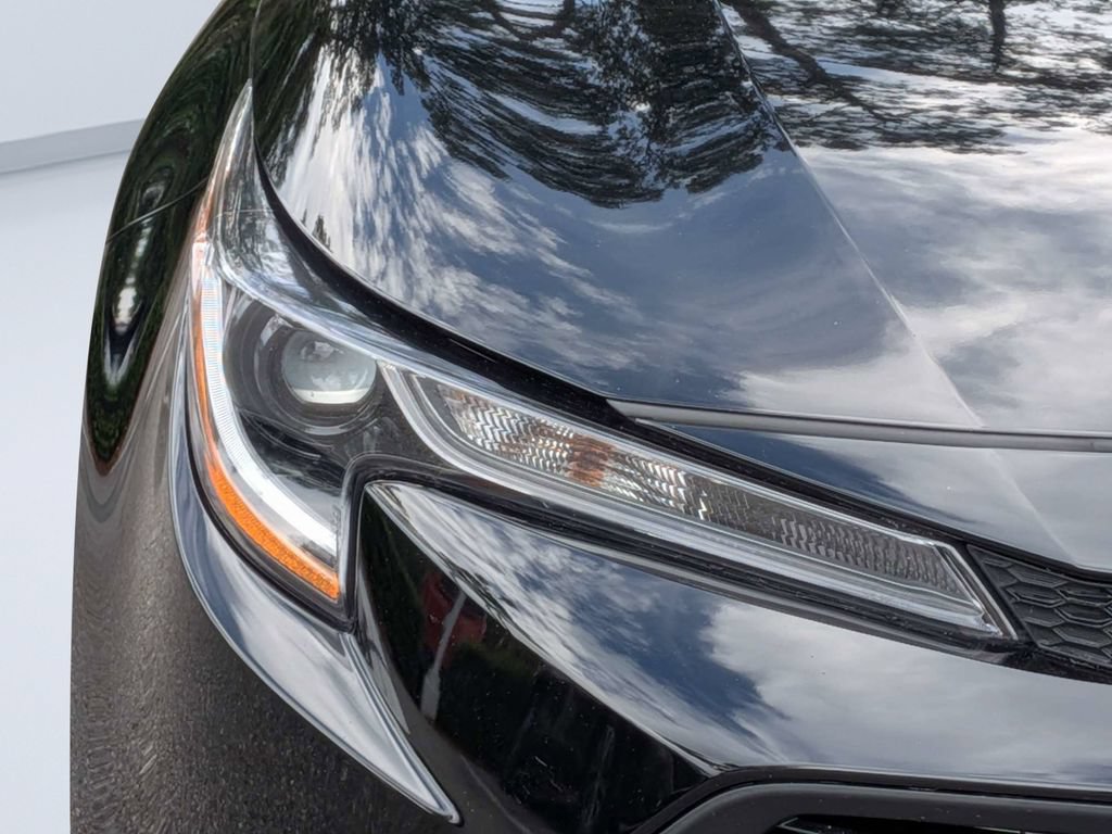 Used 2025 Toyota Corolla LE FWD image 9
