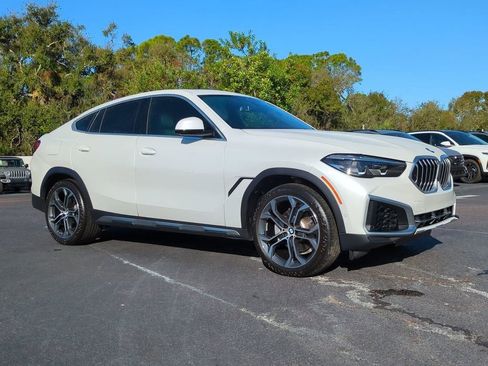 Used 2023 BMW X6 xDrive40i w/ Climate Comfort Package image 3