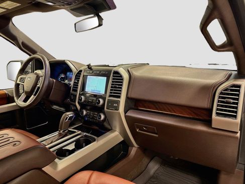 Used 2020 Ford F150 King Ranch w/ Equipment Group 601A Luxury AWD/4WD image 31