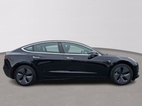 Used 2019 Tesla Model 3 Standard Range Plus RWD image 7
