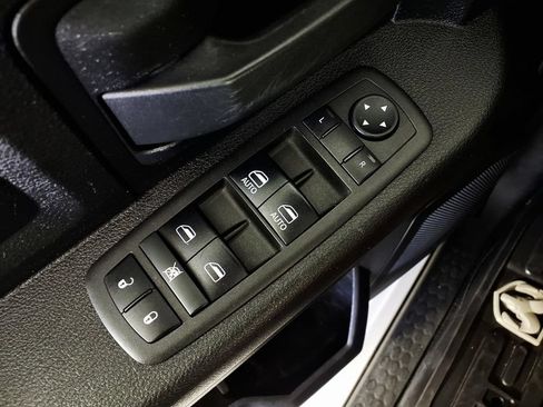 Used 2022 RAM 2500 Tradesman AWD/4WD image 25