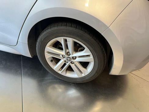 Used 2019 Toyota Corolla SE FWD image 12
