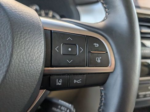 Used 2023 Lexus GX 460 Premium w/ Premium Package image 17